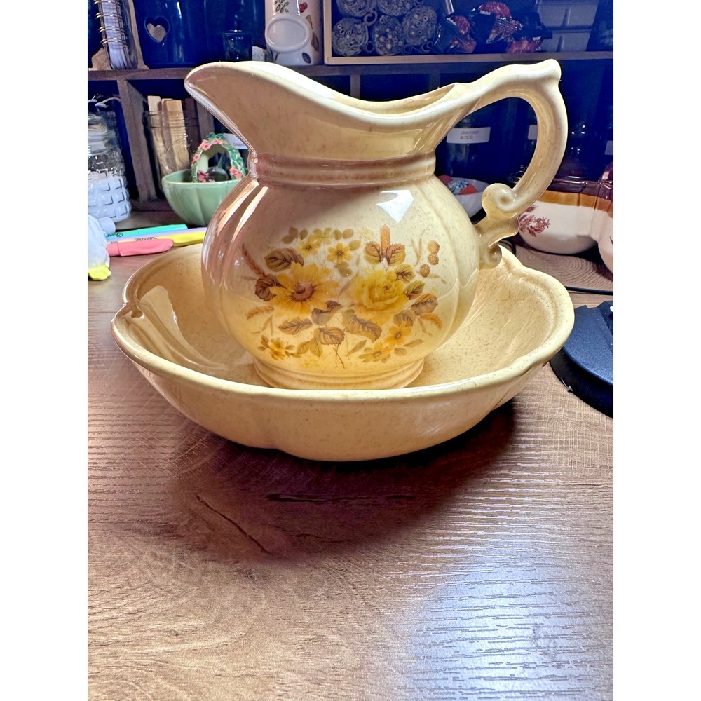 Vintage McCoy Yellow Pitcher & Bowl‎ Set, Speckled Pitcher with flowers USA 7528